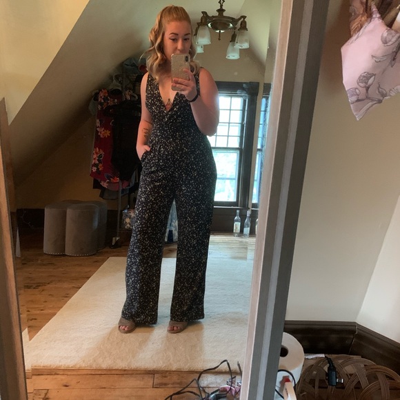 Meet your Posher, Em - Picture 3 of 6